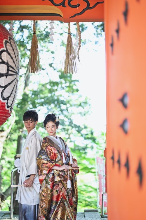 朱色の扉がオシャレ