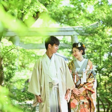 自然の中の鳥居