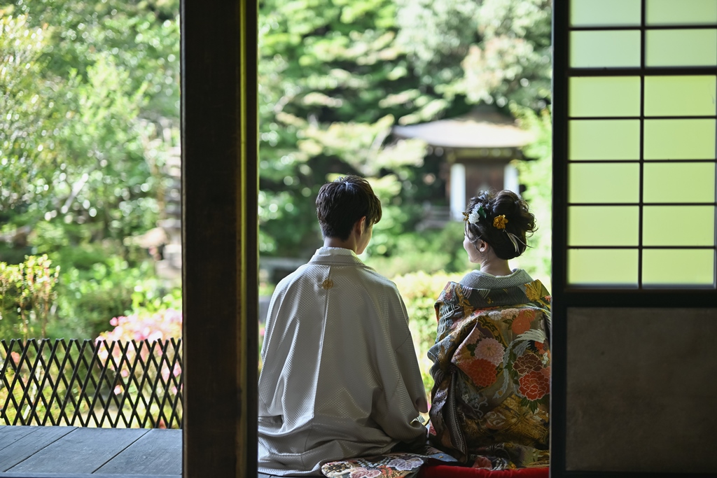 京都毘沙門堂の縁側