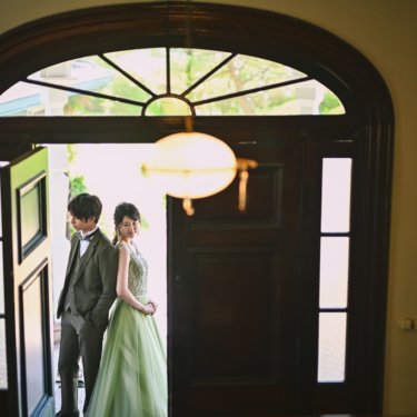 豪華だけどシックなエントランスでのお写真