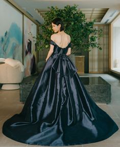 クラシックネイビーのカラードレス