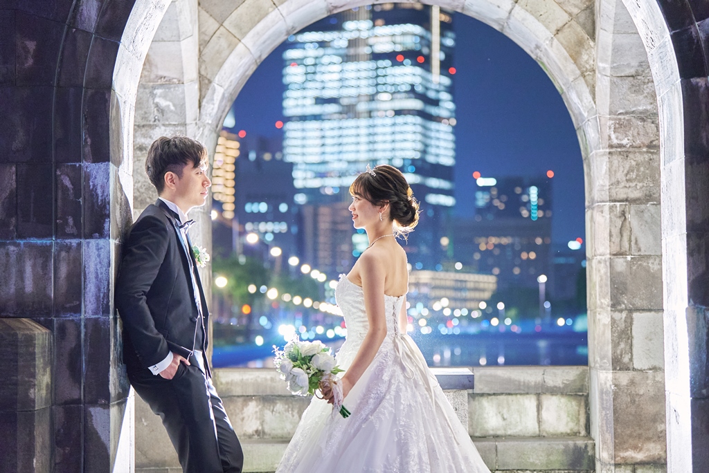 人気の和田倉門で撮った結婚写真
