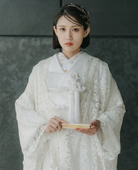 白無垢を着た花嫁
