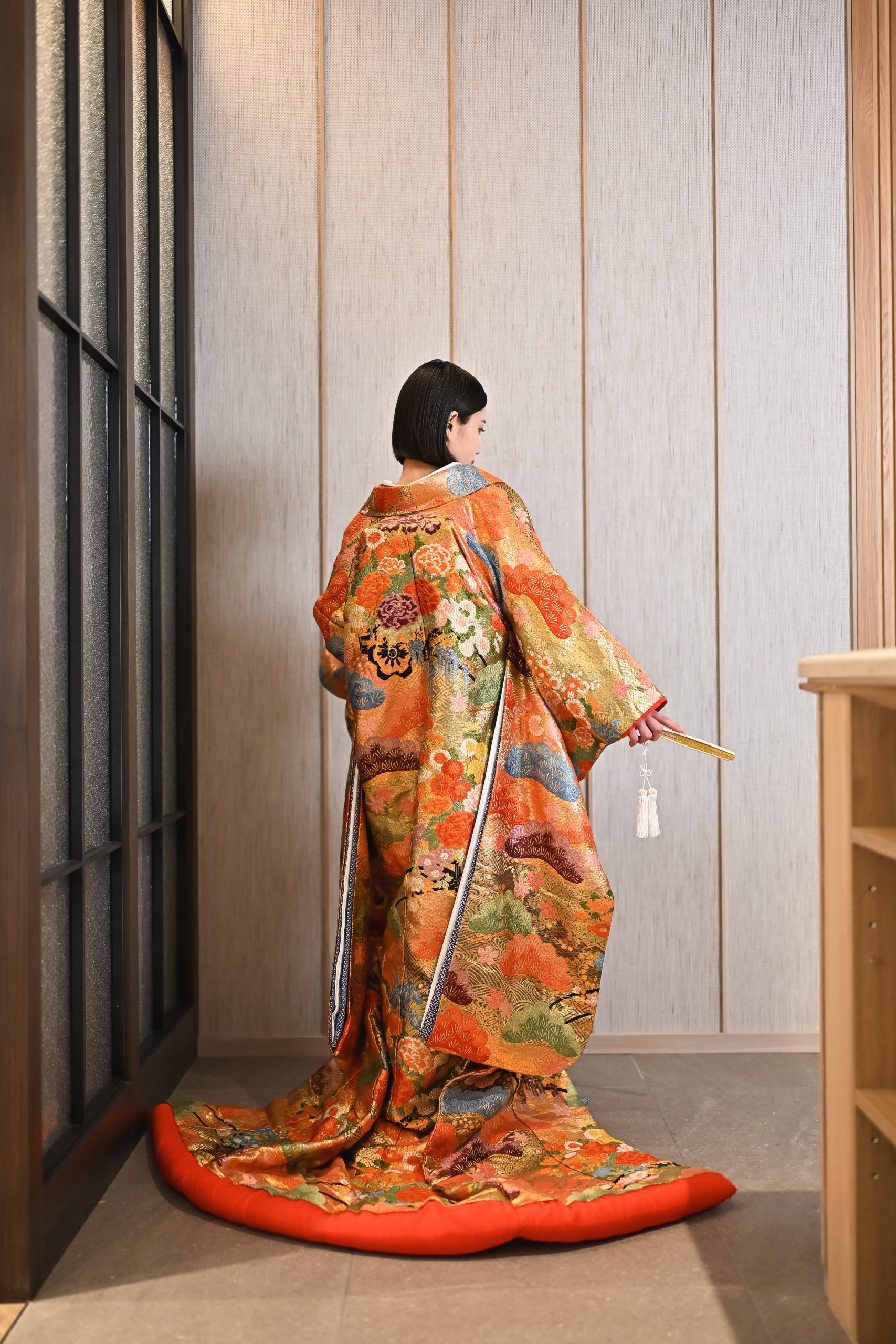 オレンジの色打掛