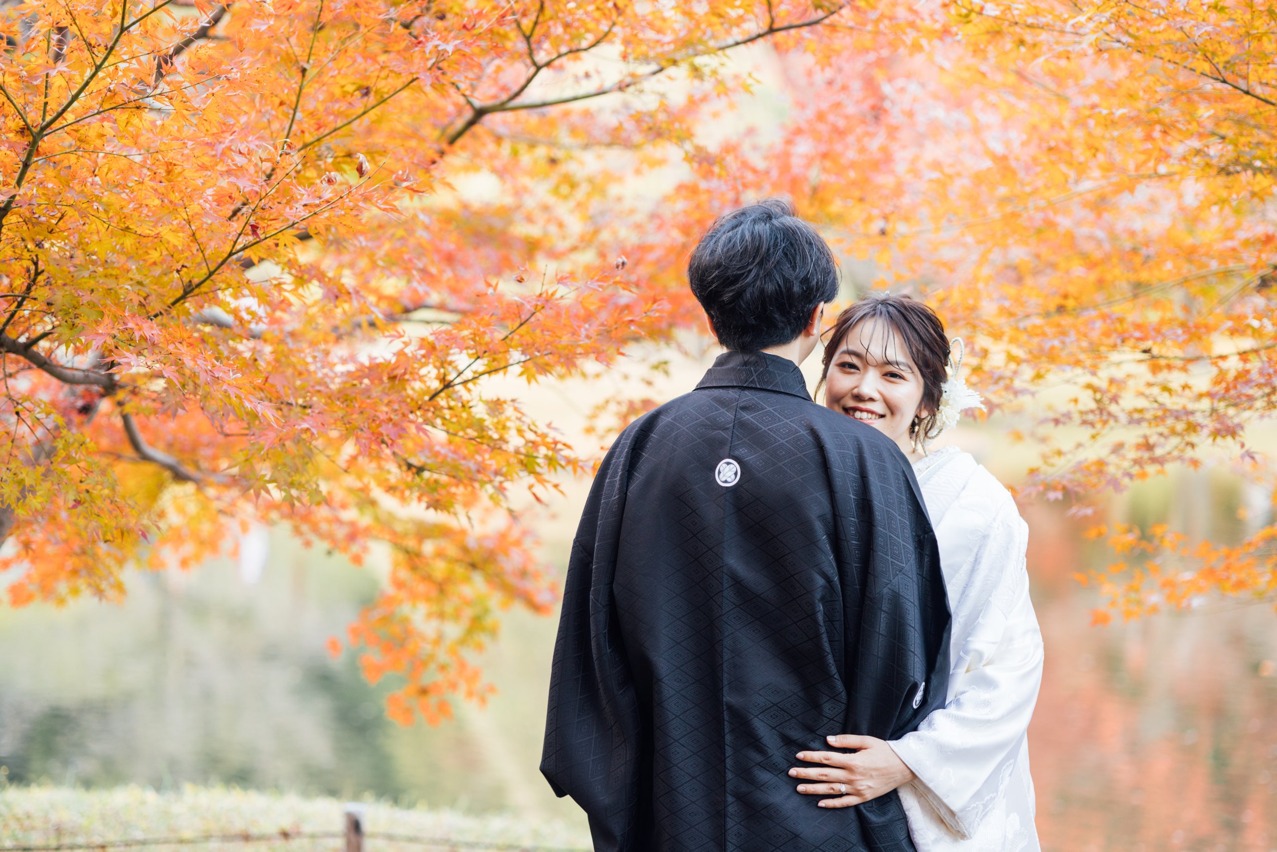 小石川後楽園の四季と和装の組み合わせイメージ、春の梅と白無垢・秋の紅葉と色打掛など季節ごとの最強コーディネート