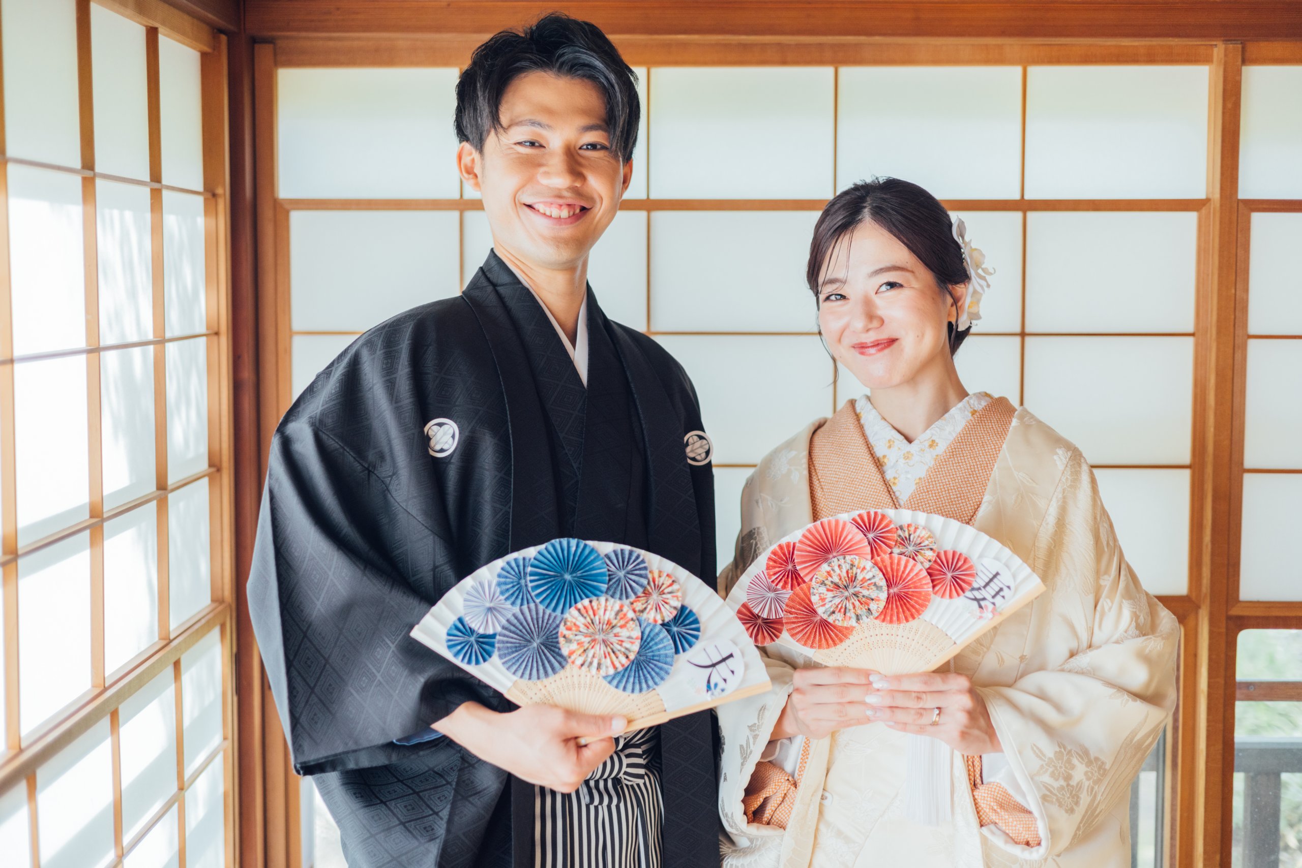 小石川後楽園での和装前撮りトータルコーディネート、かんざし・和傘・ヘアメイクが着物と美しく調和した完成された花嫁スタイリング